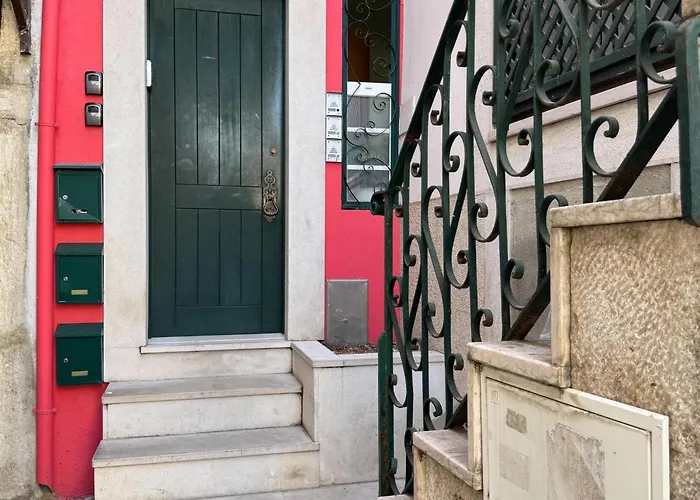 Comfort In The Heart Of Alfama #1985 Апартаменты Лиссабон
